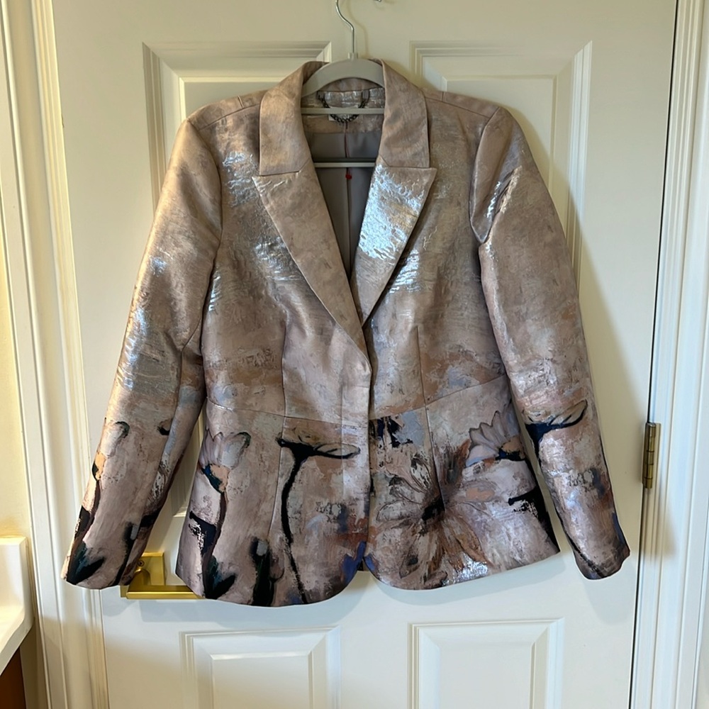 Ecru brand blazer NWOT size 2